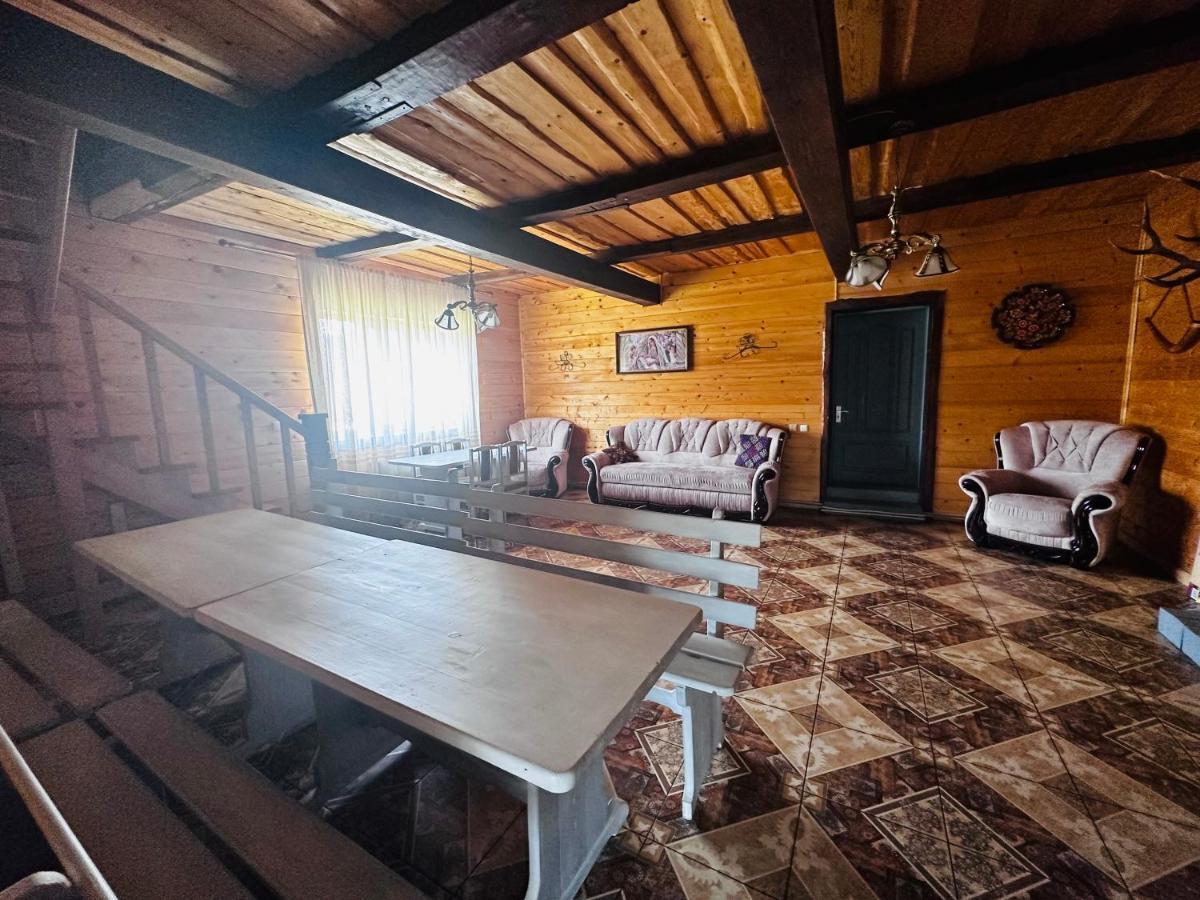 Садиба Дерев*Яна Хата Verkhovyna Exterior foto